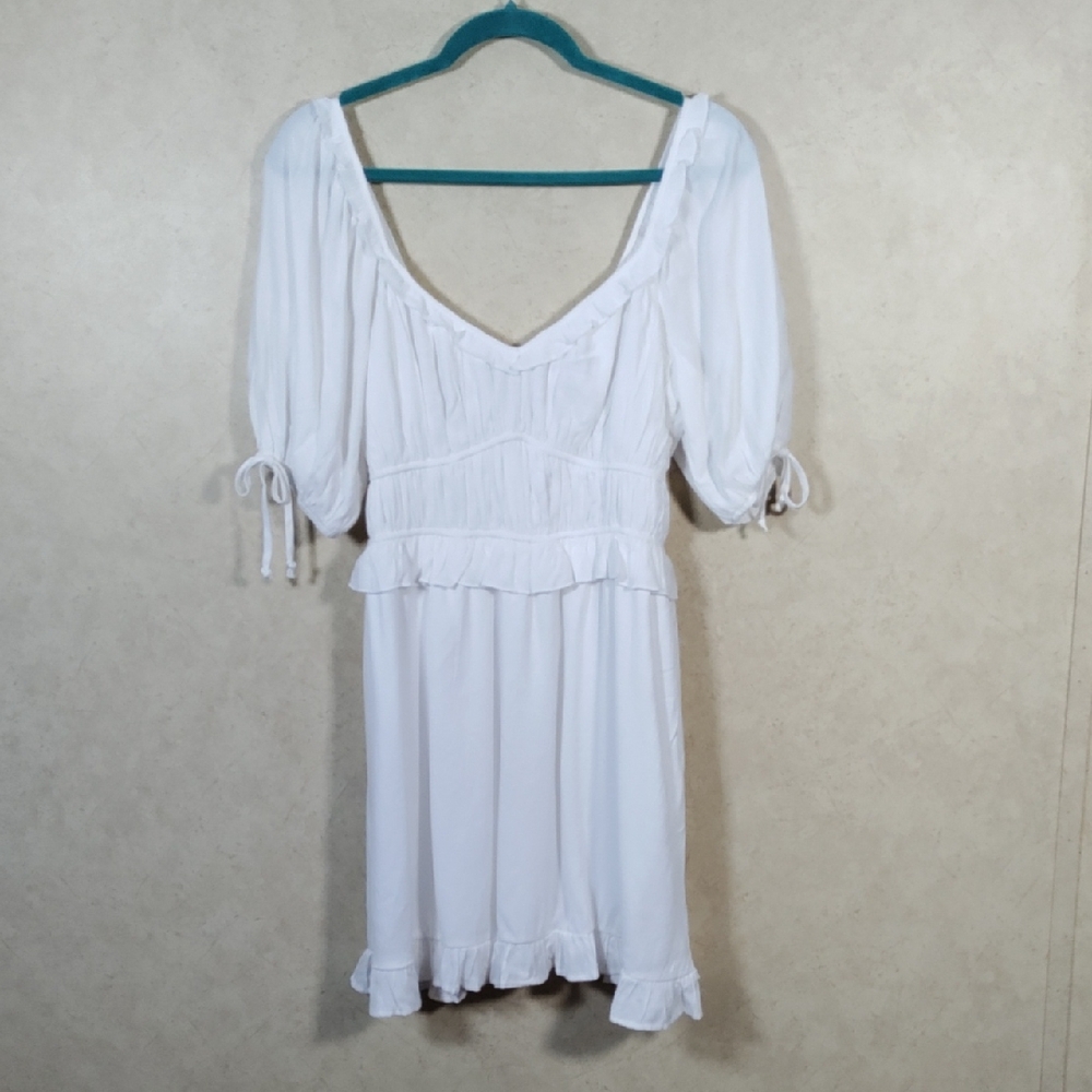 H169 Trixxi white S/S ruffle trim milk maid style mini dress S